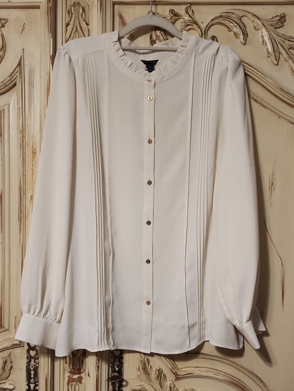 Ann Taylor Pleated Button Front Blouse White XL Like New